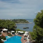 Paradise Hotel Patitiri