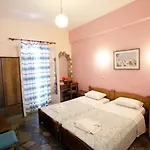 Paradise Hotel 3*
