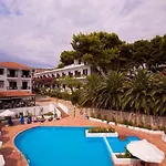 Paradise Hotel Patitiri