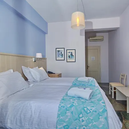 Paradise Hotel 3*