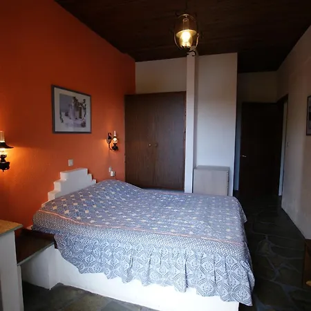 Paradise Hotel