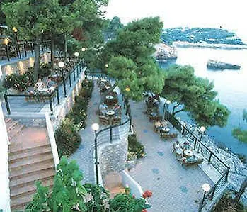 Paradise 3* Patitiri (Alonnisos)